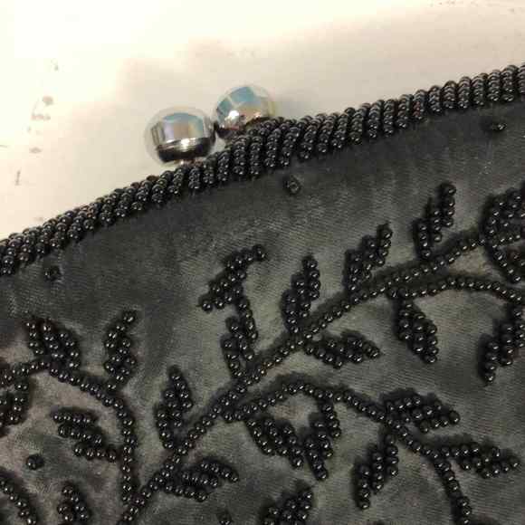 Hand beaded made in Hong Kong evening clutch bag 9"‎ x 8" - Picture 3 of 8